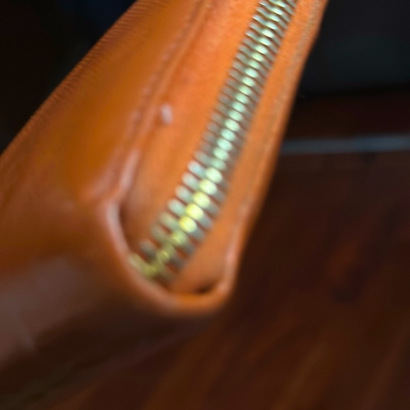 Prada Wallet -burnt orange - Picture 5 of 9